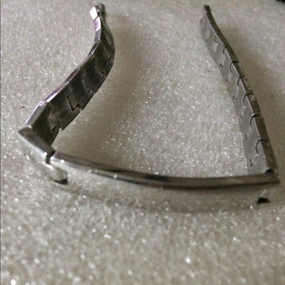 Vintage silver tone I’d bracelet